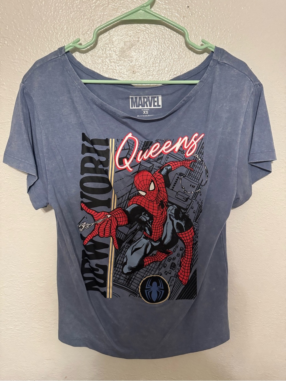 Marvel Spider-Man Queens NY Women’s Blue Graphic Scoop Neck T-Shirt Size XS